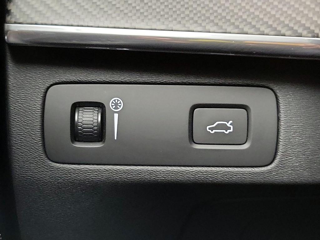 used 2019 Volvo XC90 car, priced at $35,998