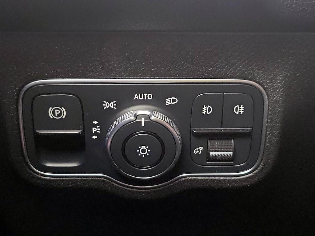 used 2021 Mercedes-Benz GLB 250 car, priced at $30,998