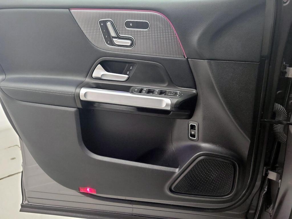 used 2021 Mercedes-Benz GLB 250 car, priced at $30,998