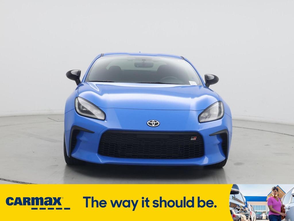 used 2022 Toyota GR86 car, priced at $29,998