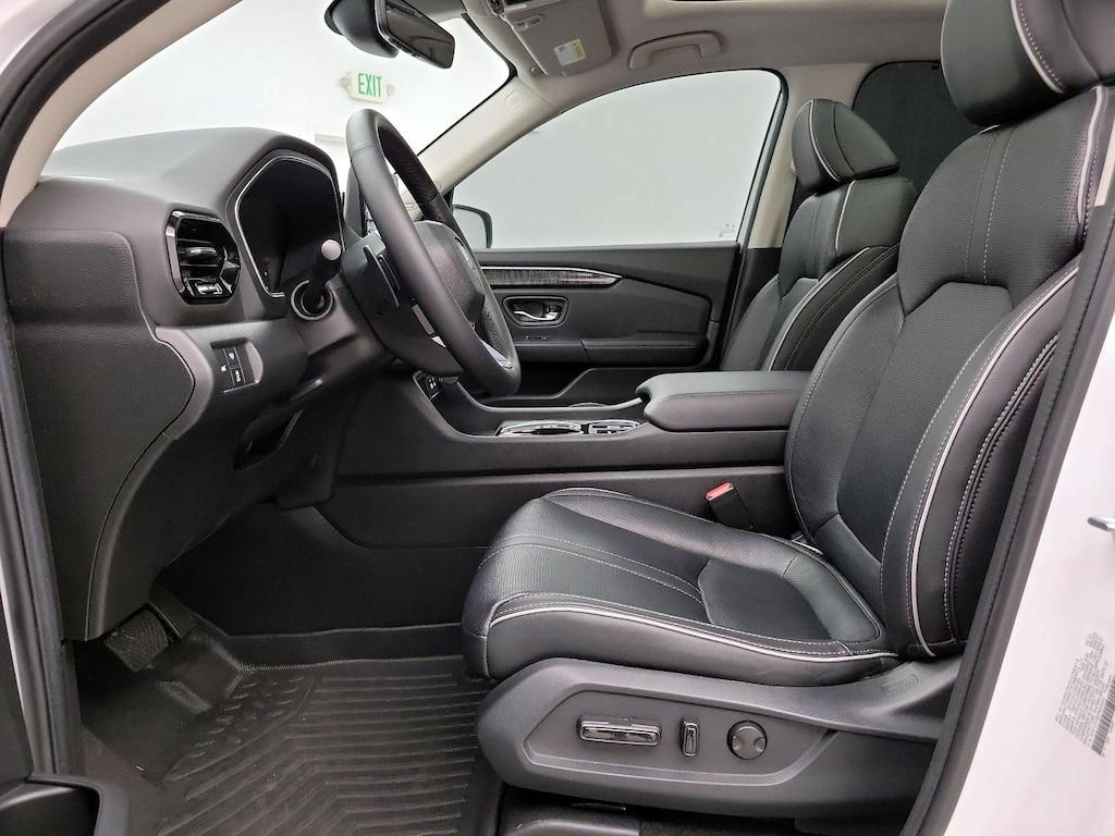 used 2023 Honda Pilot car, priced at $48,998