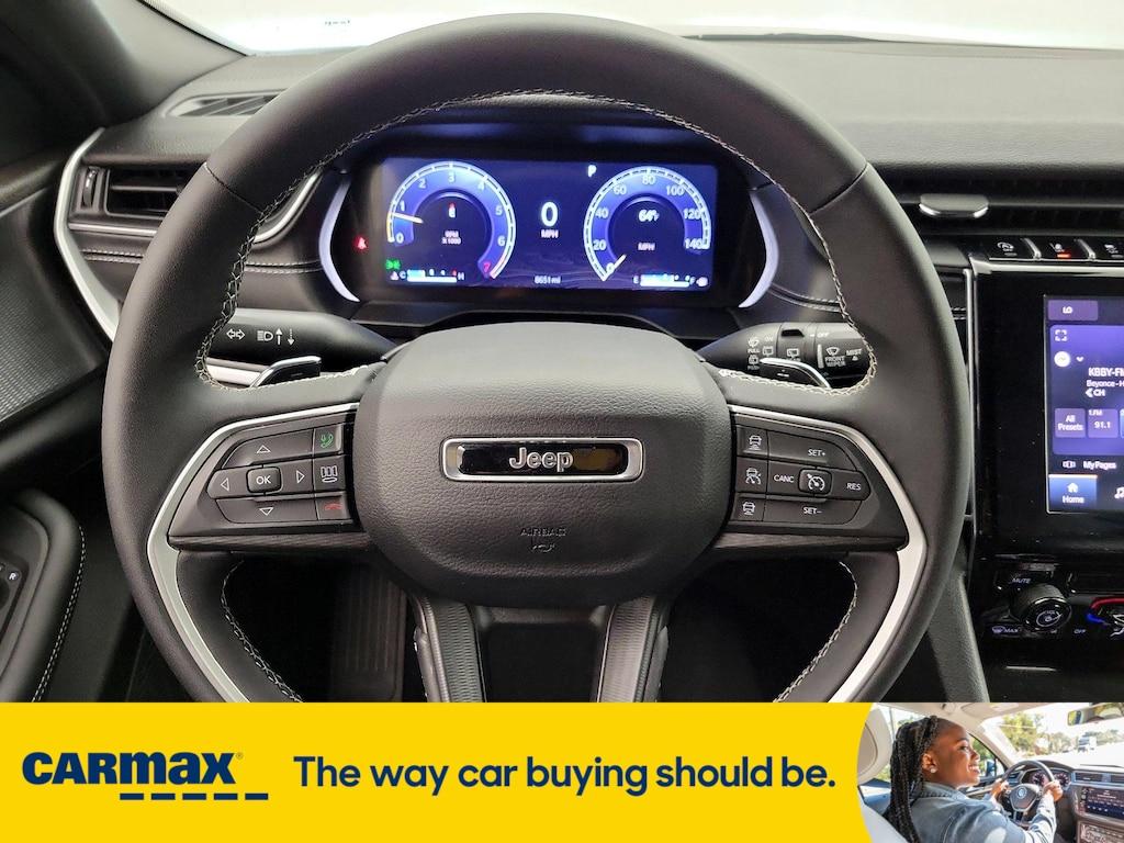 used 2024 Jeep Grand Cherokee car, priced at $32,998