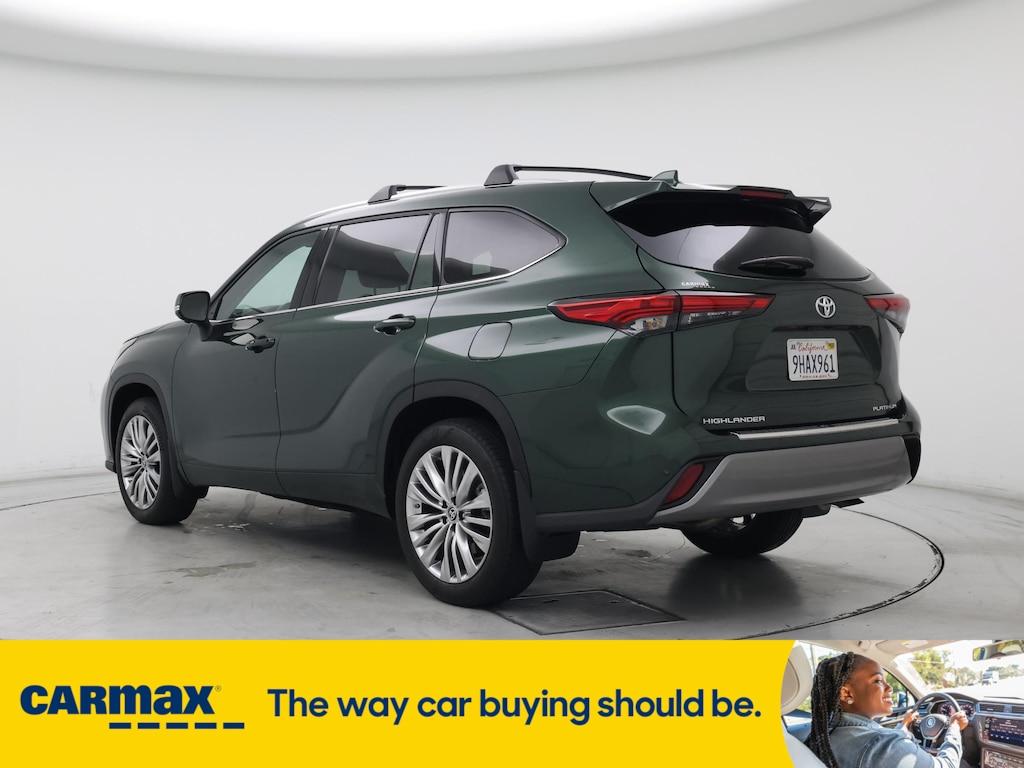 used 2023 Toyota Highlander car, priced at $48,998
