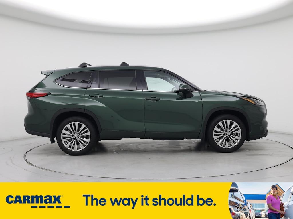 used 2023 Toyota Highlander car, priced at $48,998