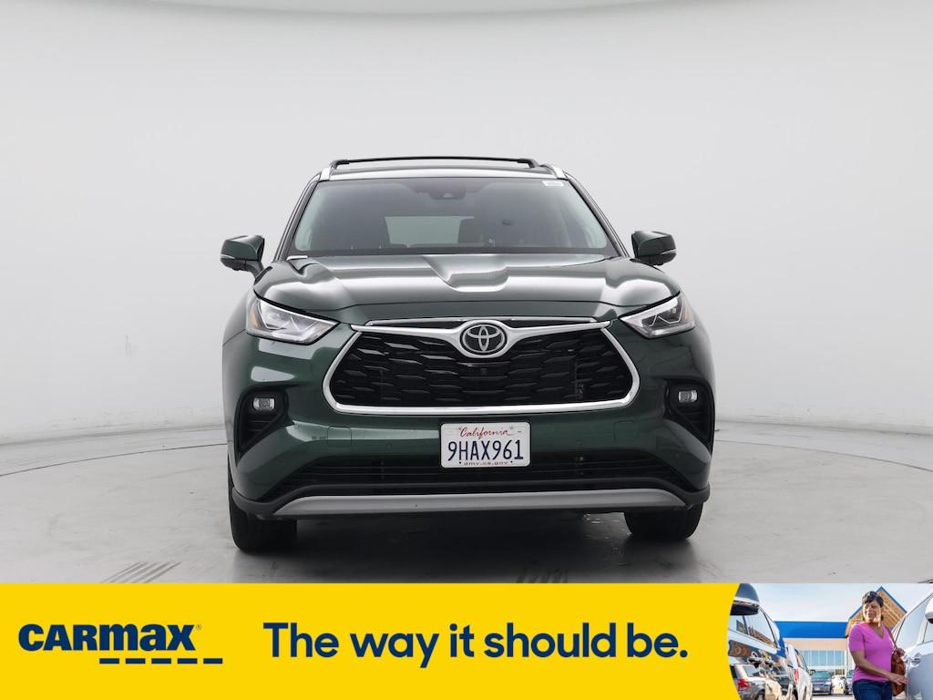 used 2023 Toyota Highlander car, priced at $48,998