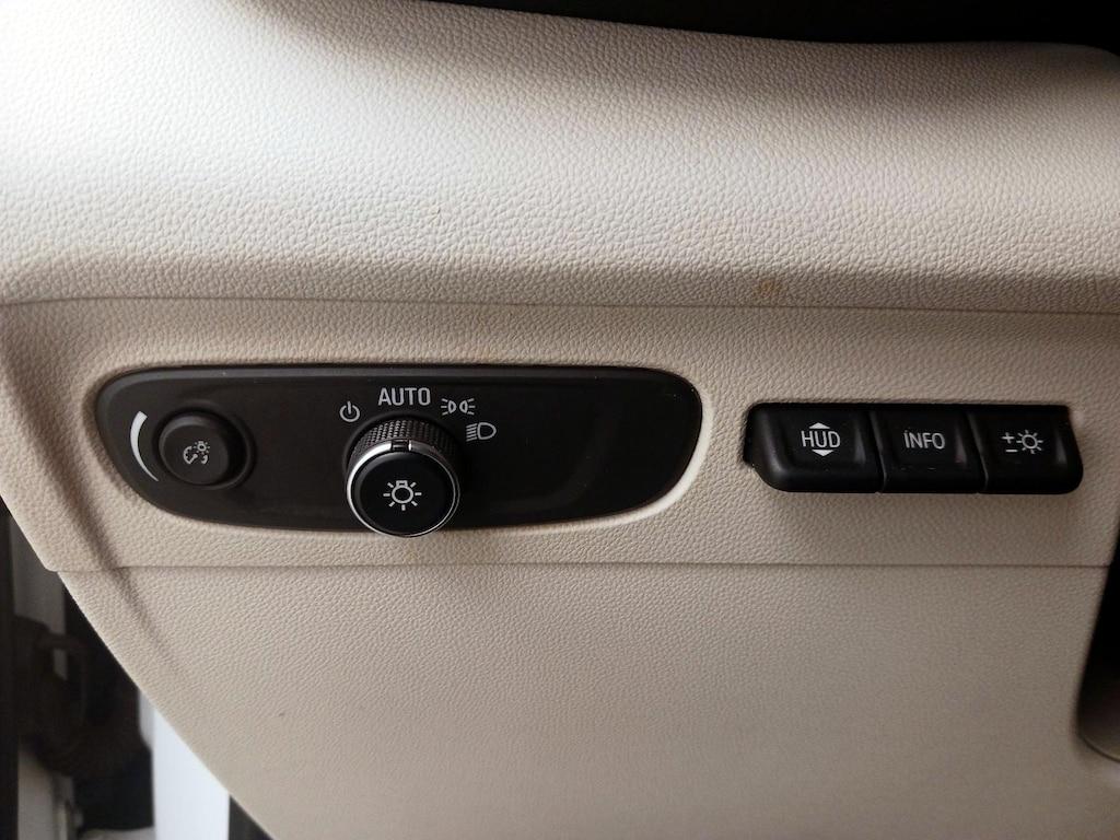 used 2022 Buick Envision car, priced at $32,998