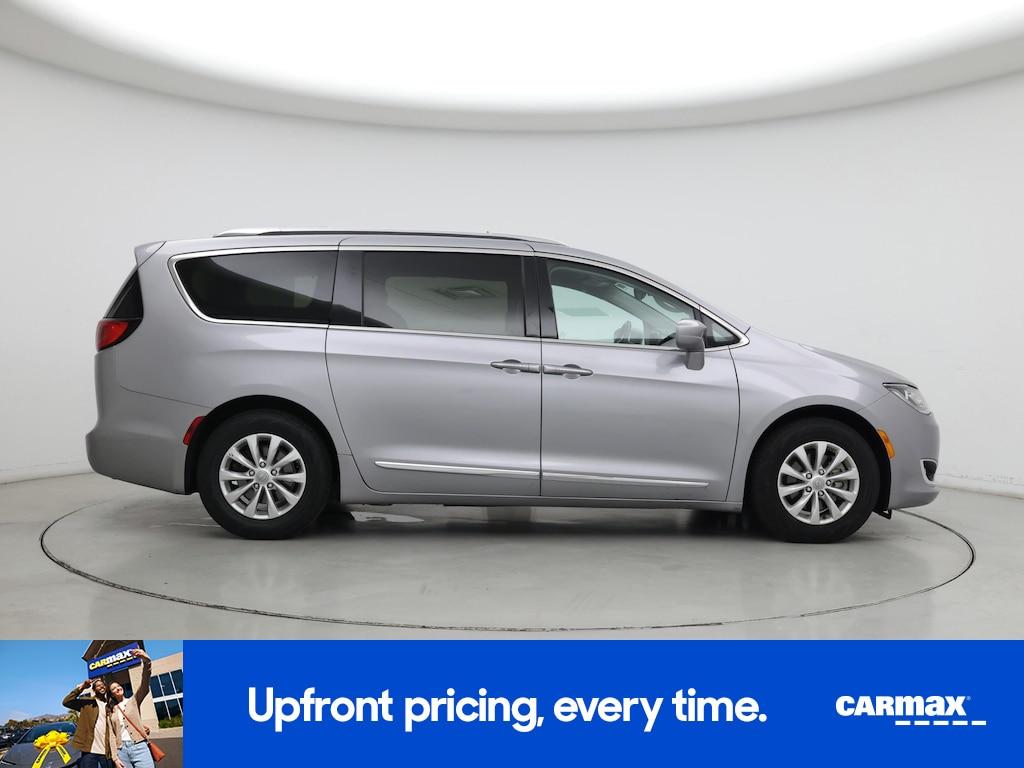 used 2018 Chrysler Pacifica car, priced at $16,998