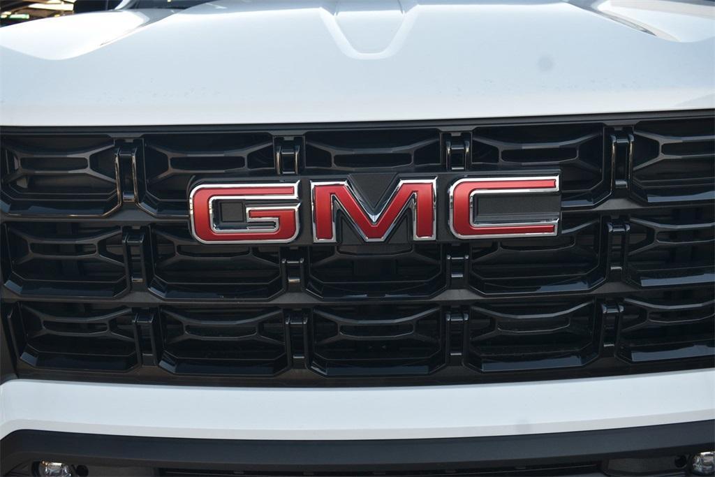 new 2025 GMC Canyon car, priced at $45,445