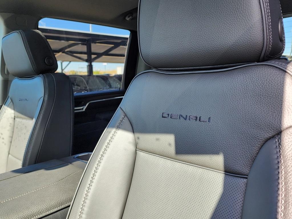 new 2026 GMC Sierra 2500 car, priced at $87,660