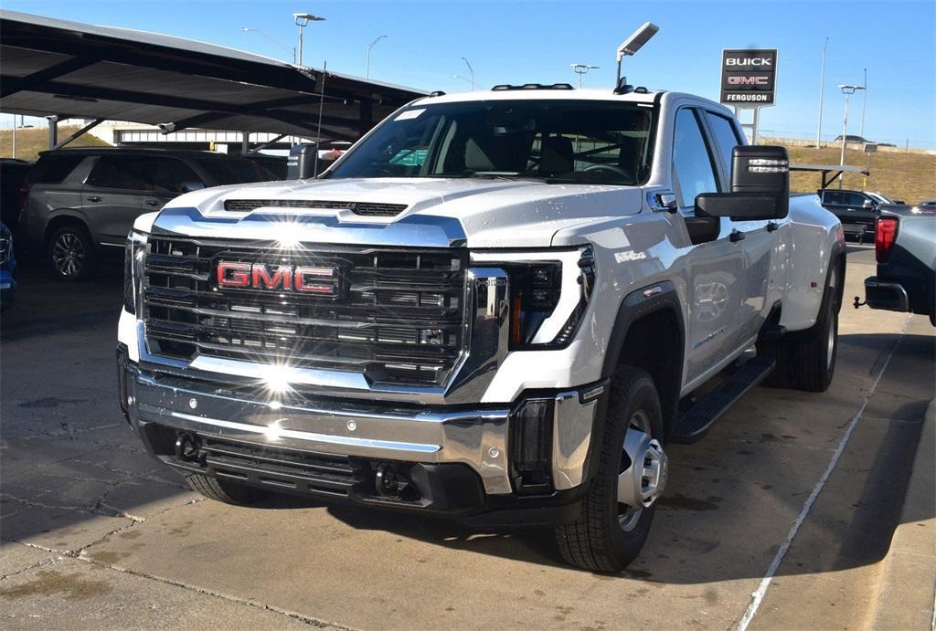 new 2025 GMC Sierra 3500 car, priced at $69,215