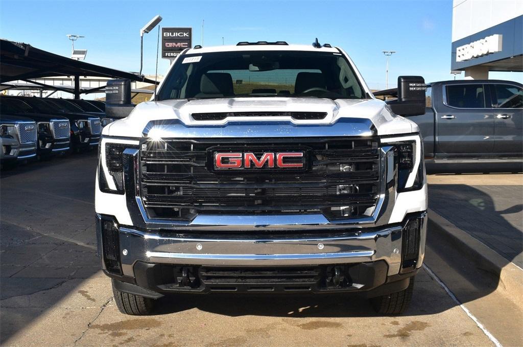 new 2025 GMC Sierra 3500 car, priced at $69,215