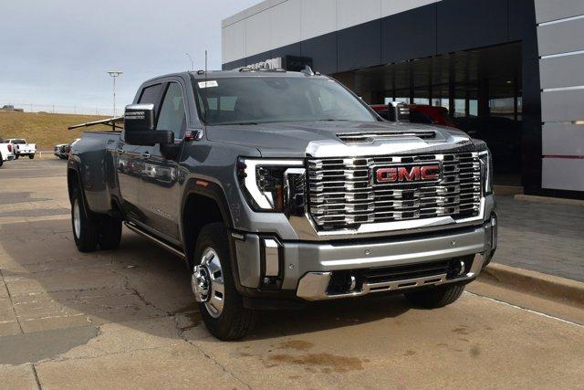 new 2025 GMC Sierra 3500 car, priced at $89,860