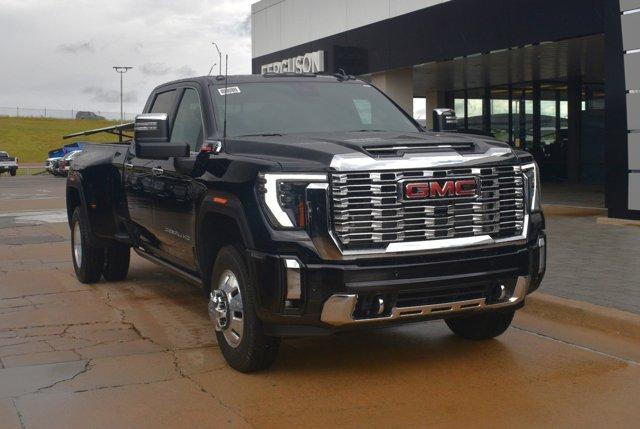 new 2025 GMC Sierra 3500 car, priced at $89,860