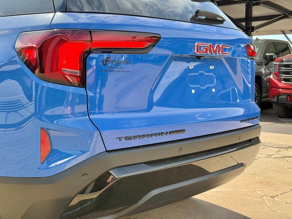 new 2025 GMC Terrain car, priced at $33,580