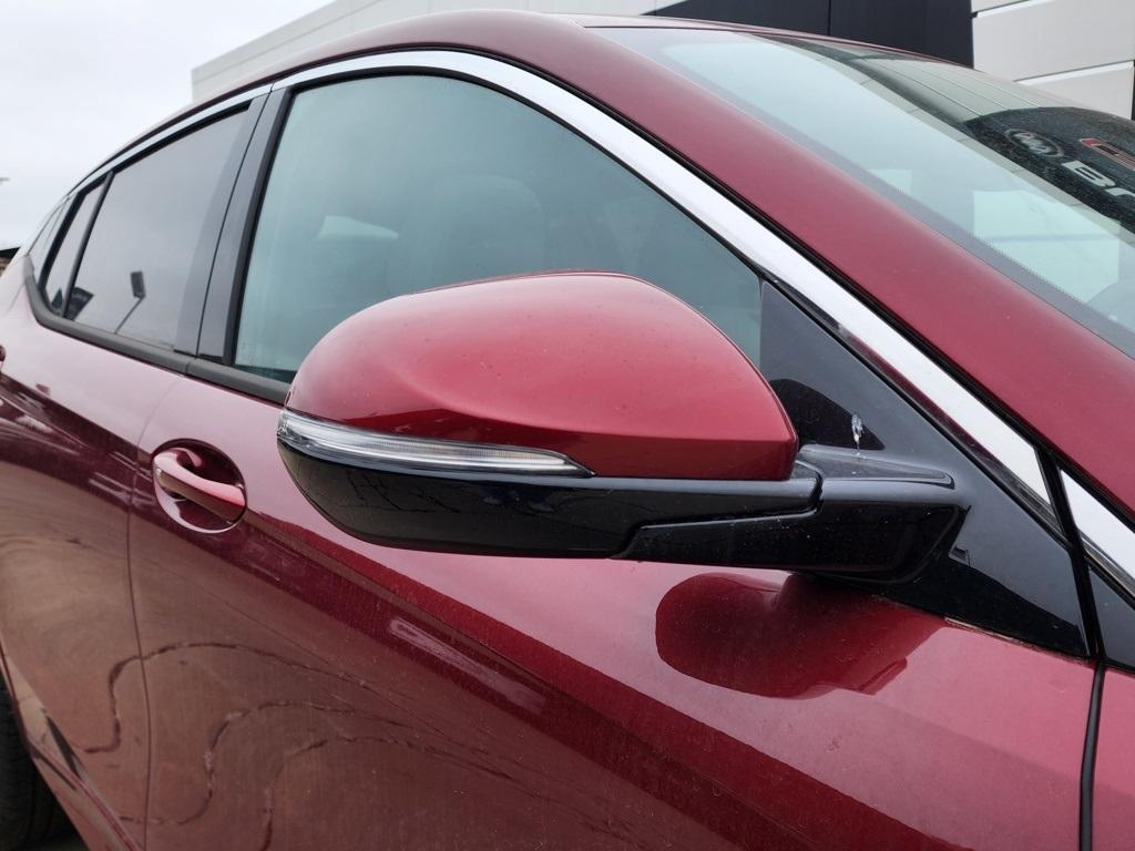 new 2025 Buick Envista car, priced at $30,185