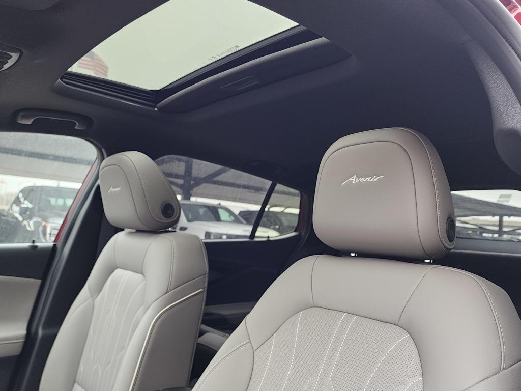 new 2025 Buick Envista car, priced at $30,185