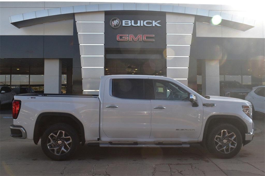 new 2025 GMC Sierra 1500 car, priced at $60,390