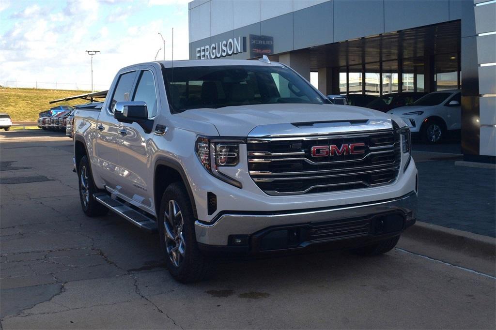 new 2025 GMC Sierra 1500 car, priced at $60,390