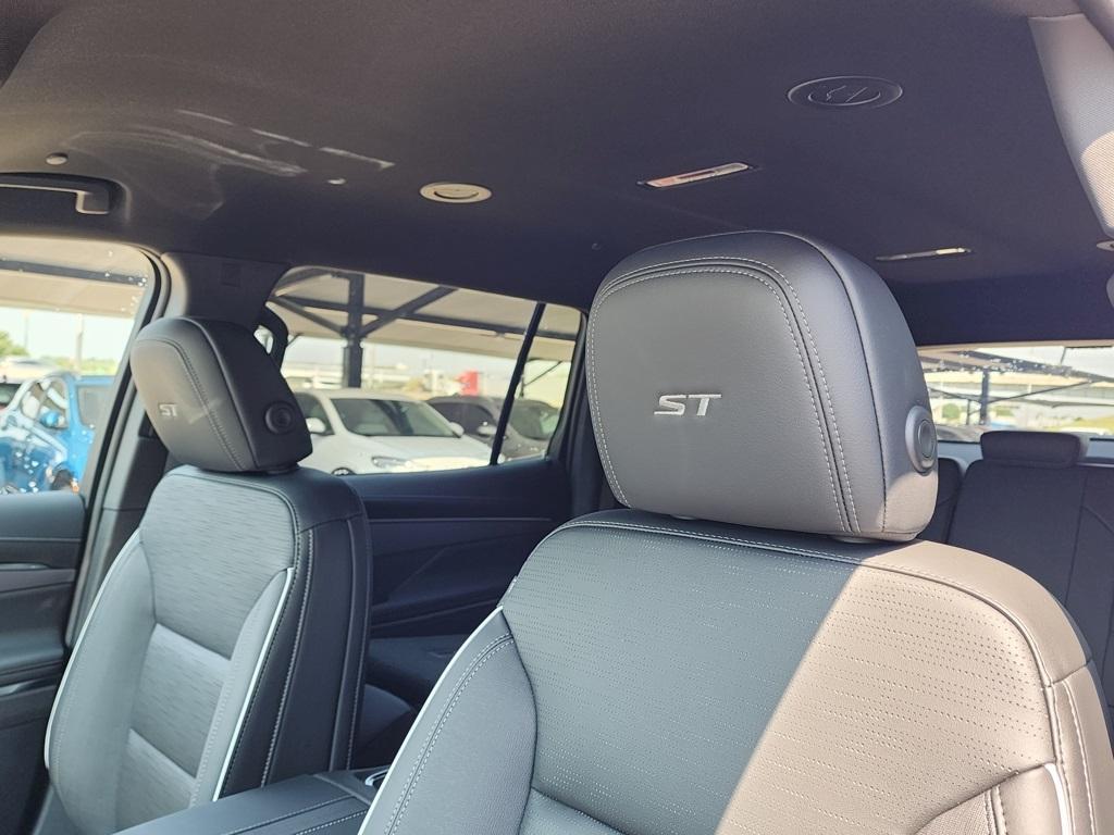 new 2026 Buick Enclave car, priced at $60,675
