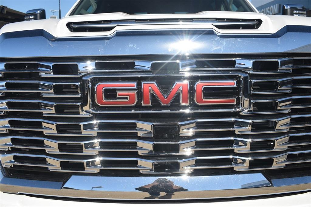 new 2025 GMC Sierra 2500 car, priced at $85,915