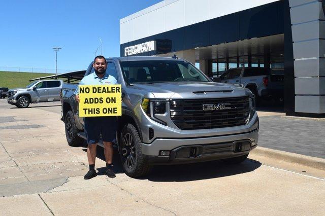 new 2024 GMC Sierra 1500 car, priced at $51,745