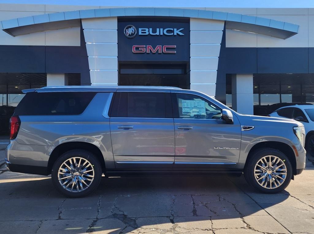 new 2025 GMC Yukon XL car, priced at $85,560