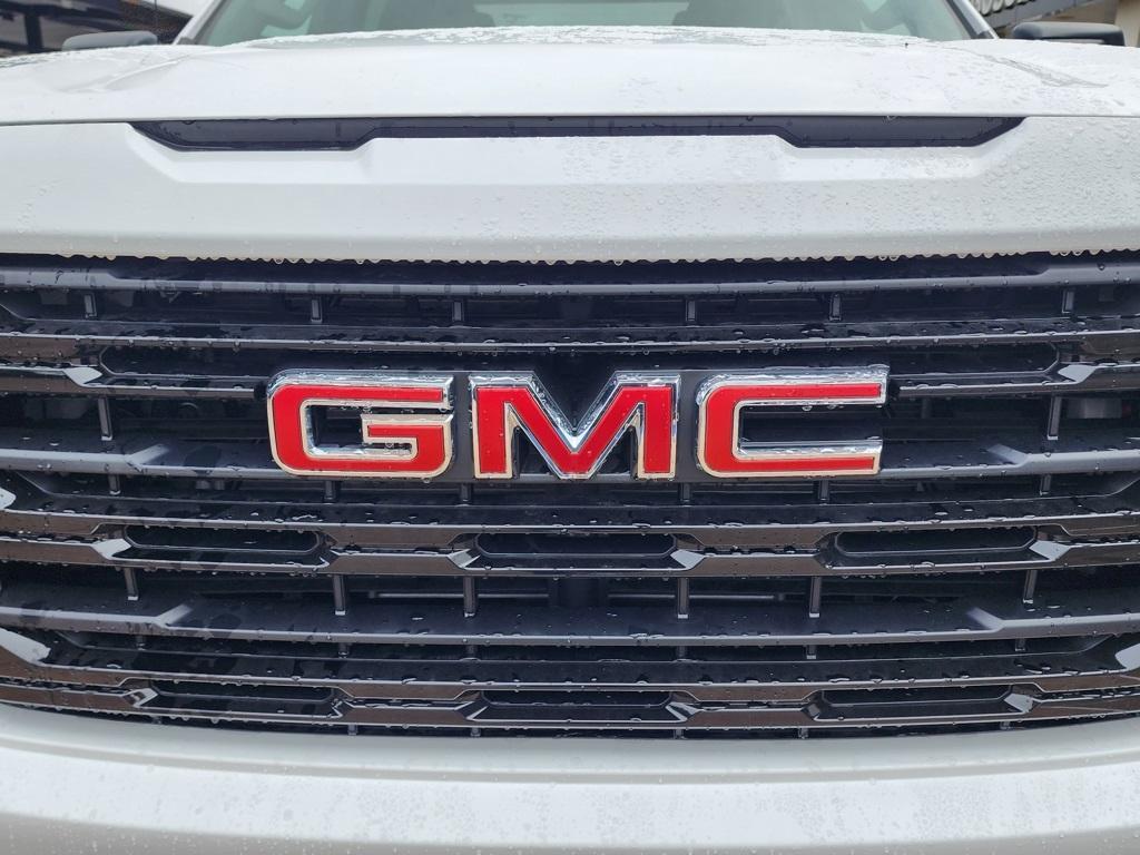 new 2025 GMC Sierra 1500 car, priced at $48,990