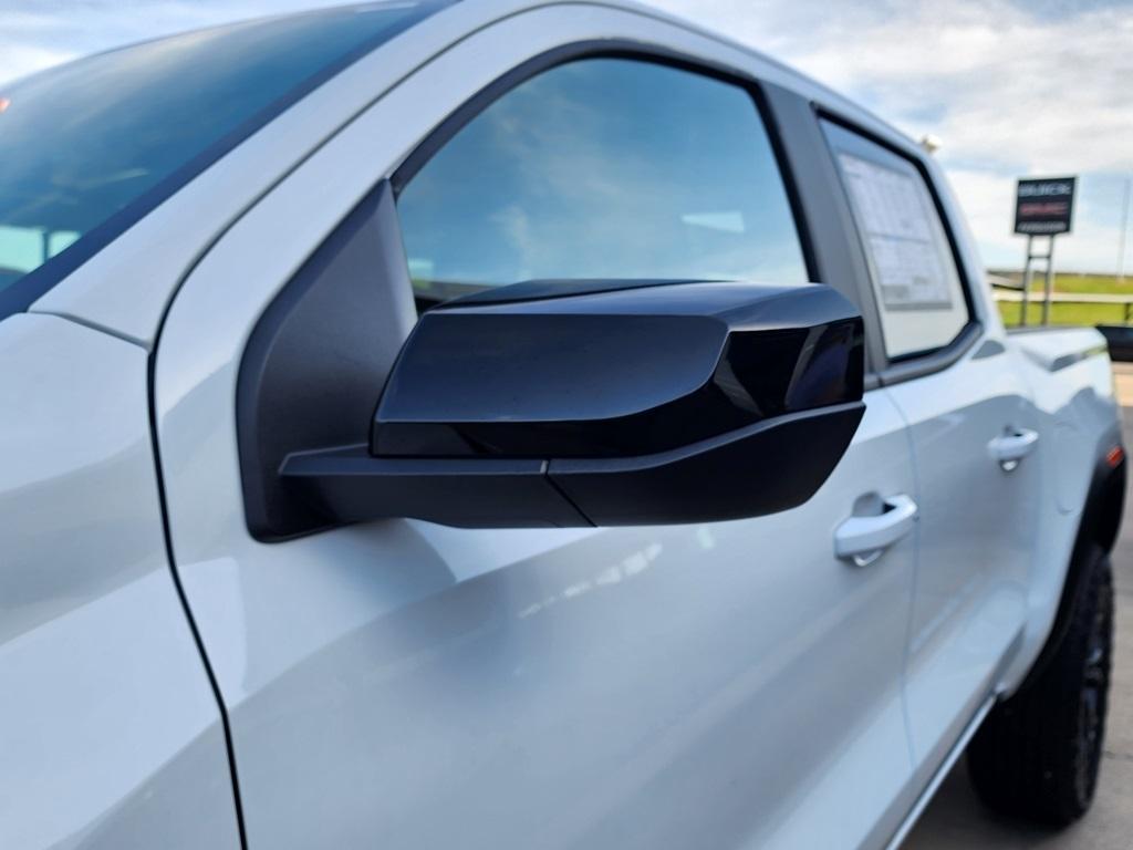 new 2025 GMC Canyon car, priced at $43,680