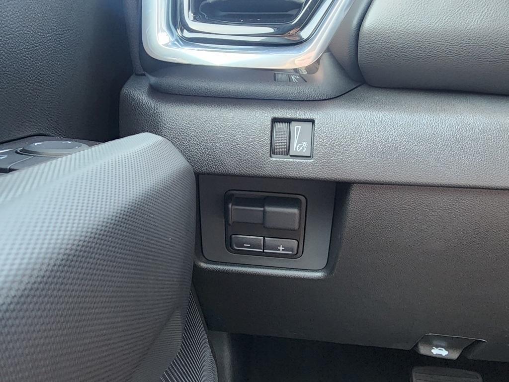 new 2025 GMC Canyon car, priced at $43,680
