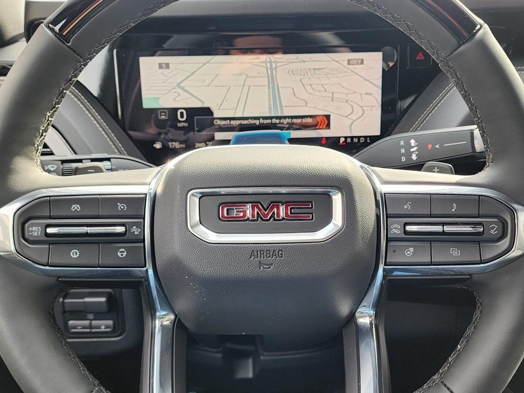 new 2025 GMC Yukon XL car, priced at $75,355