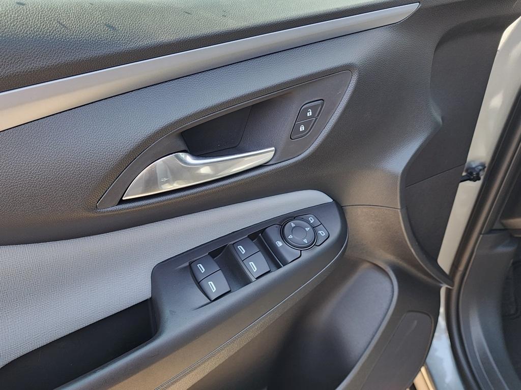 new 2025 Buick Envista car, priced at $25,185