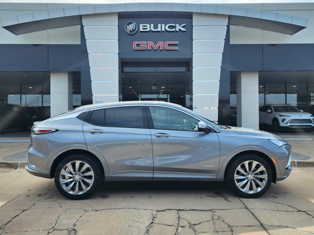 new 2025 Buick Envista car, priced at $29,285