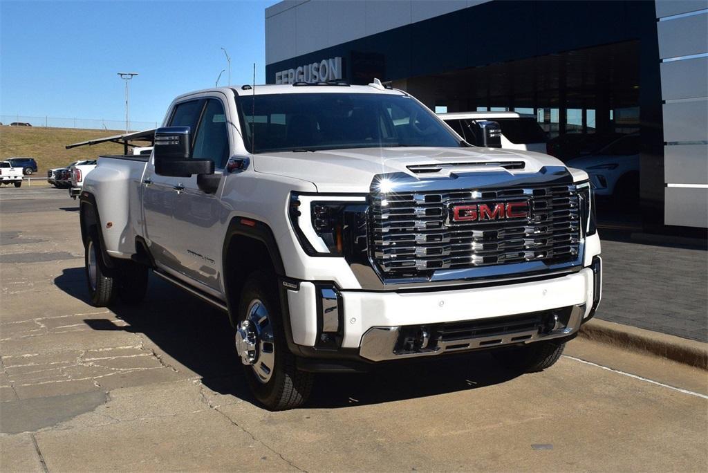 new 2025 GMC Sierra 3500 car, priced at $92,010