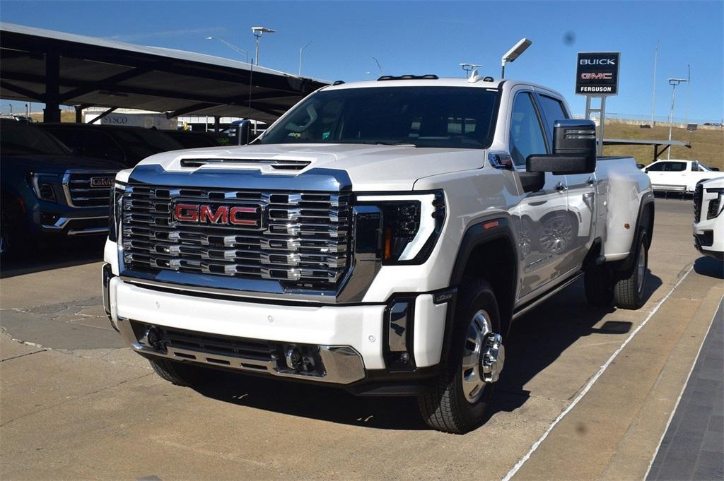 new 2025 GMC Sierra 3500 car, priced at $92,010