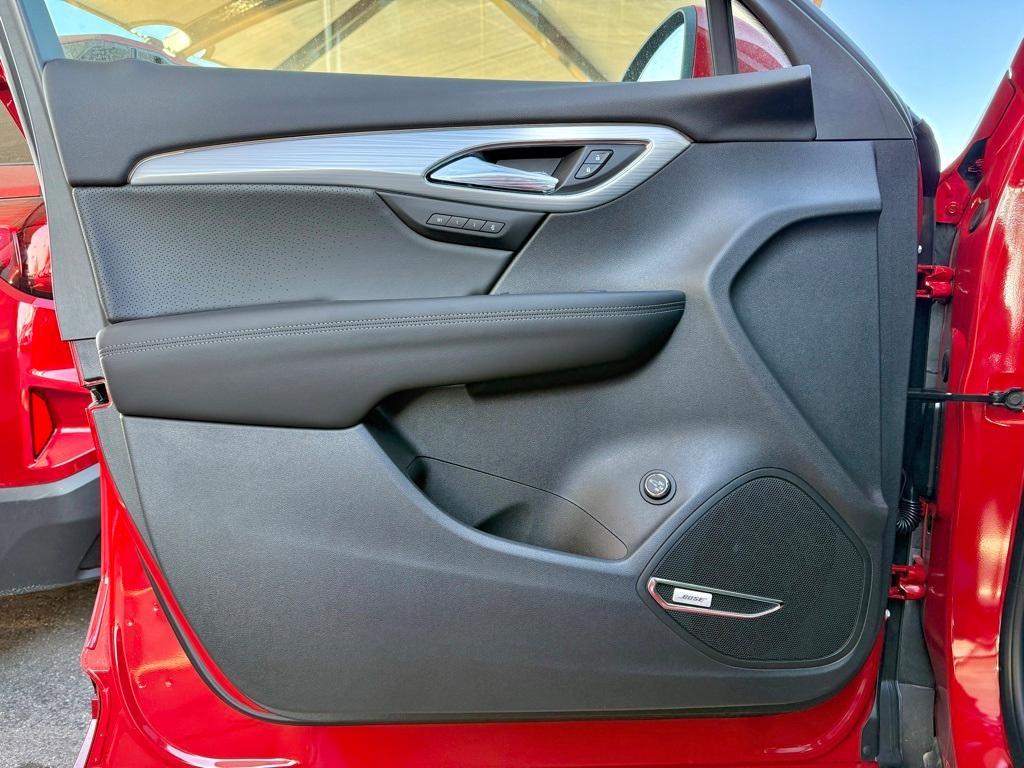 new 2025 Buick Envision car, priced at $46,195