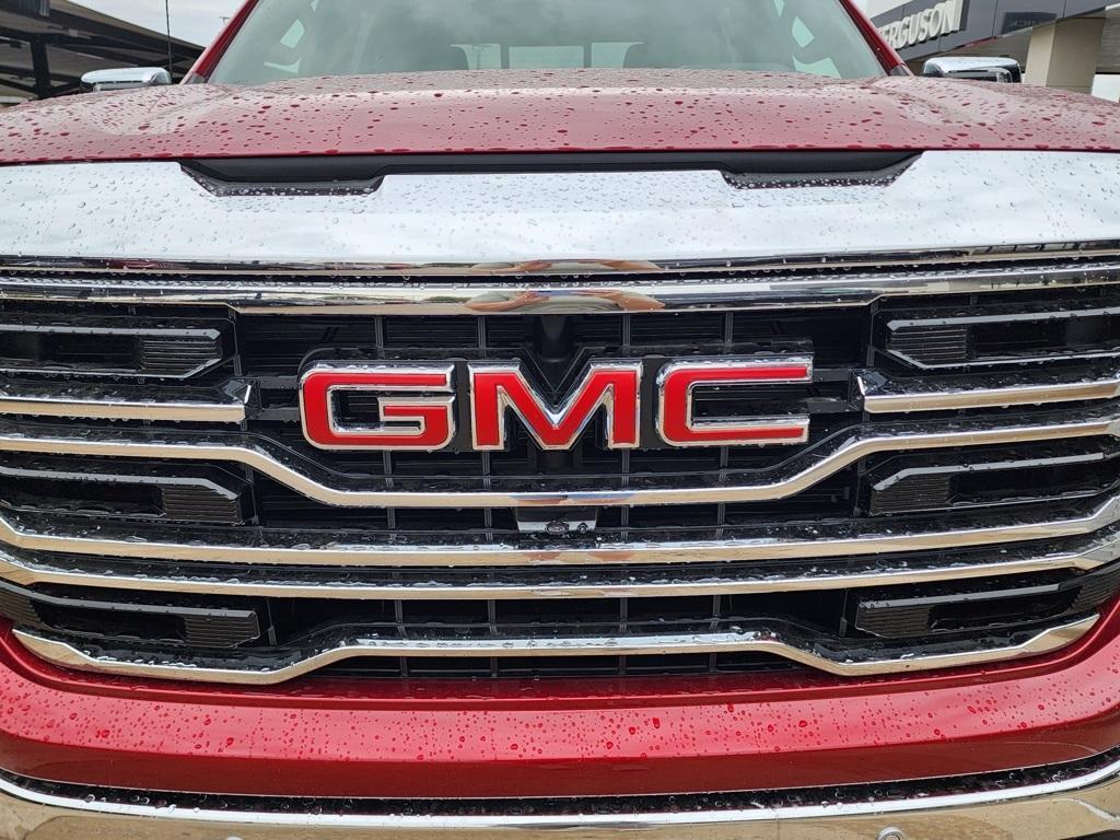 new 2026 GMC Sierra 1500 car, priced at $58,325