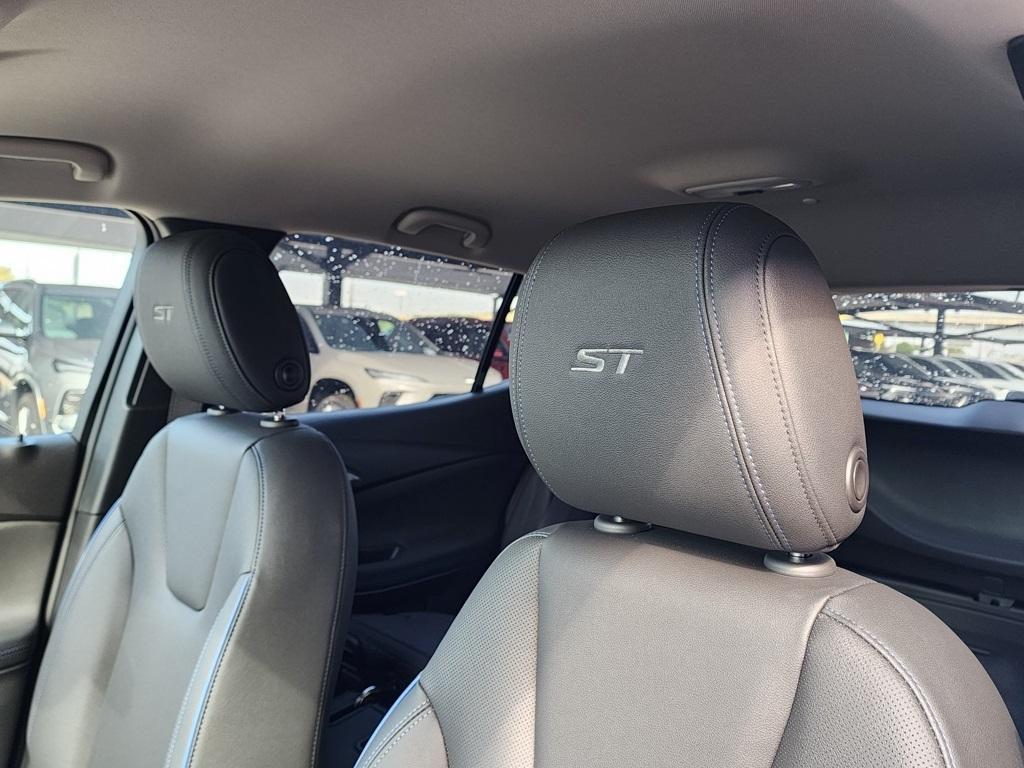 new 2026 Buick Encore GX car, priced at $25,275