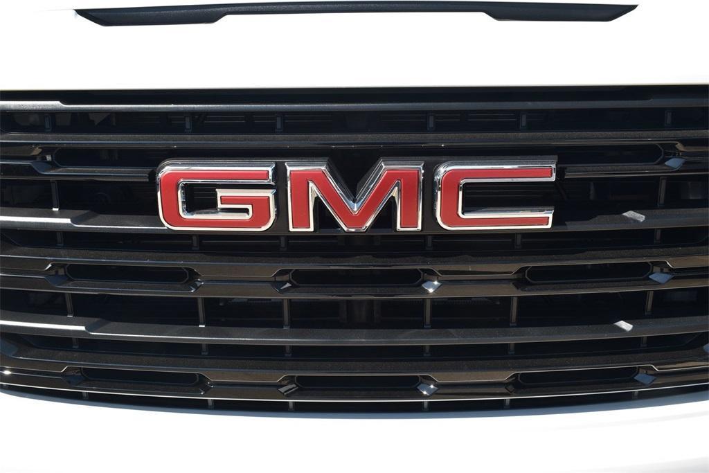 new 2024 GMC Sierra 1500 car, priced at $43,695