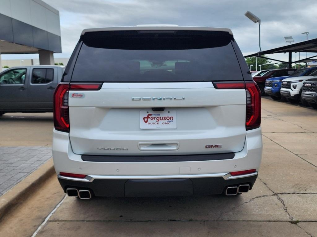 new 2025 GMC Yukon XL car, priced at $93,175