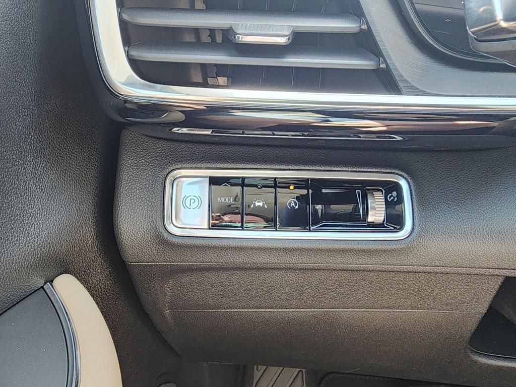 new 2025 Buick Envision car, priced at $39,455