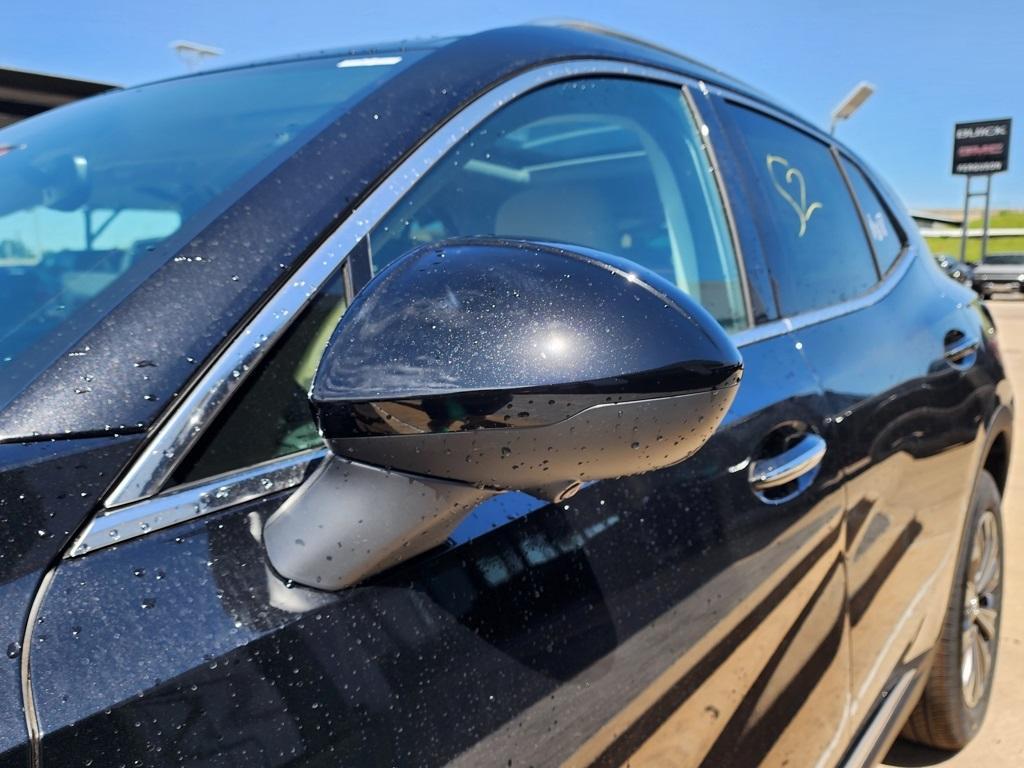new 2025 Buick Envision car, priced at $39,455