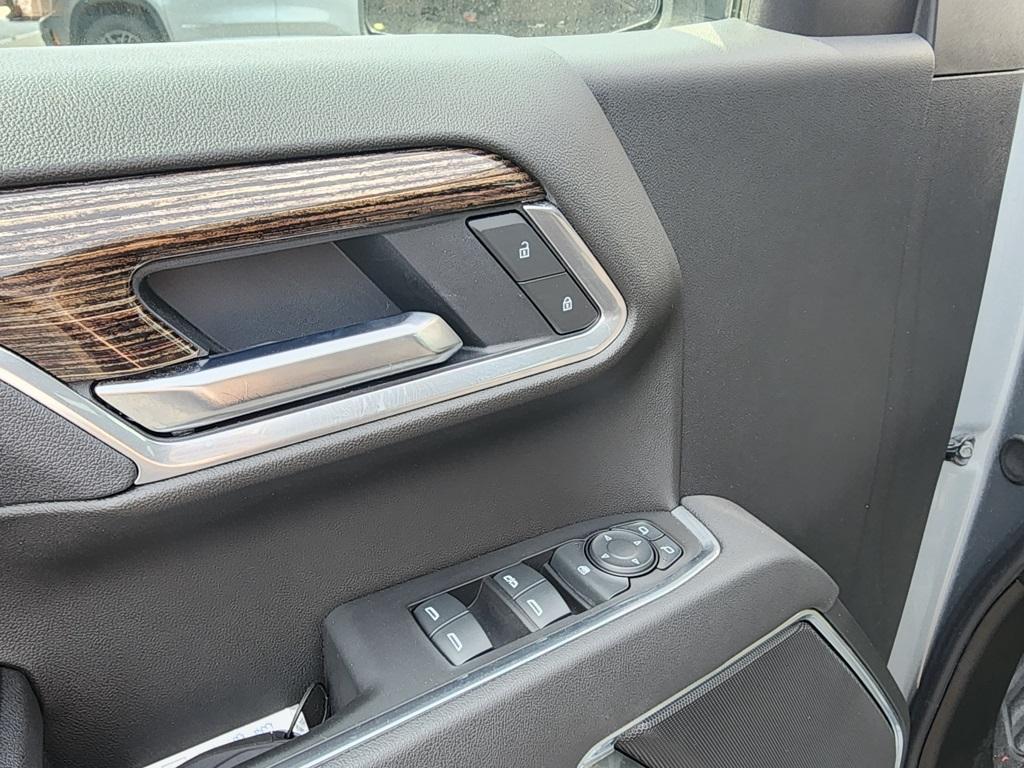 new 2025 GMC Sierra 1500 car, priced at $44,540