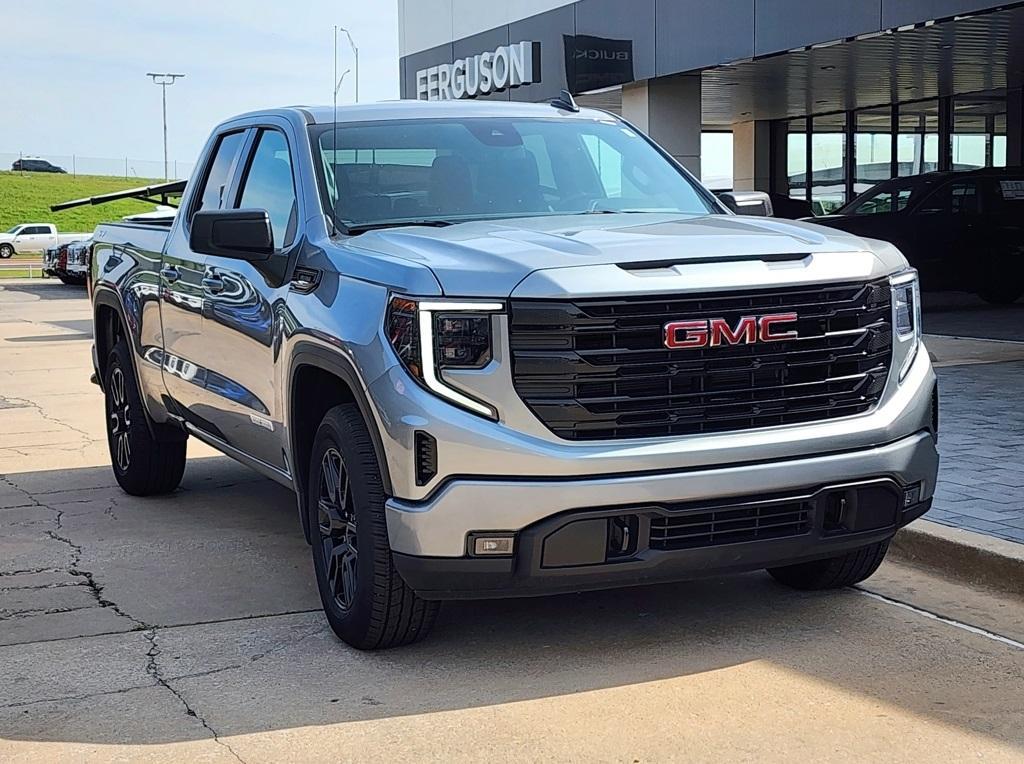 new 2025 GMC Sierra 1500 car, priced at $44,540