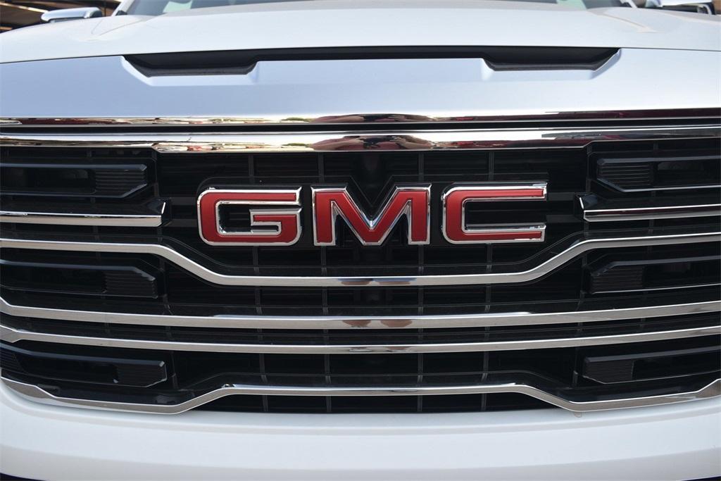 new 2025 GMC Sierra 1500 car, priced at $57,800