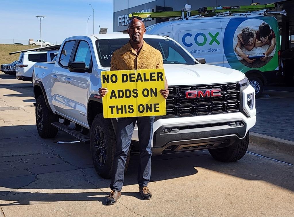 new 2025 GMC Canyon car, priced at $44,175