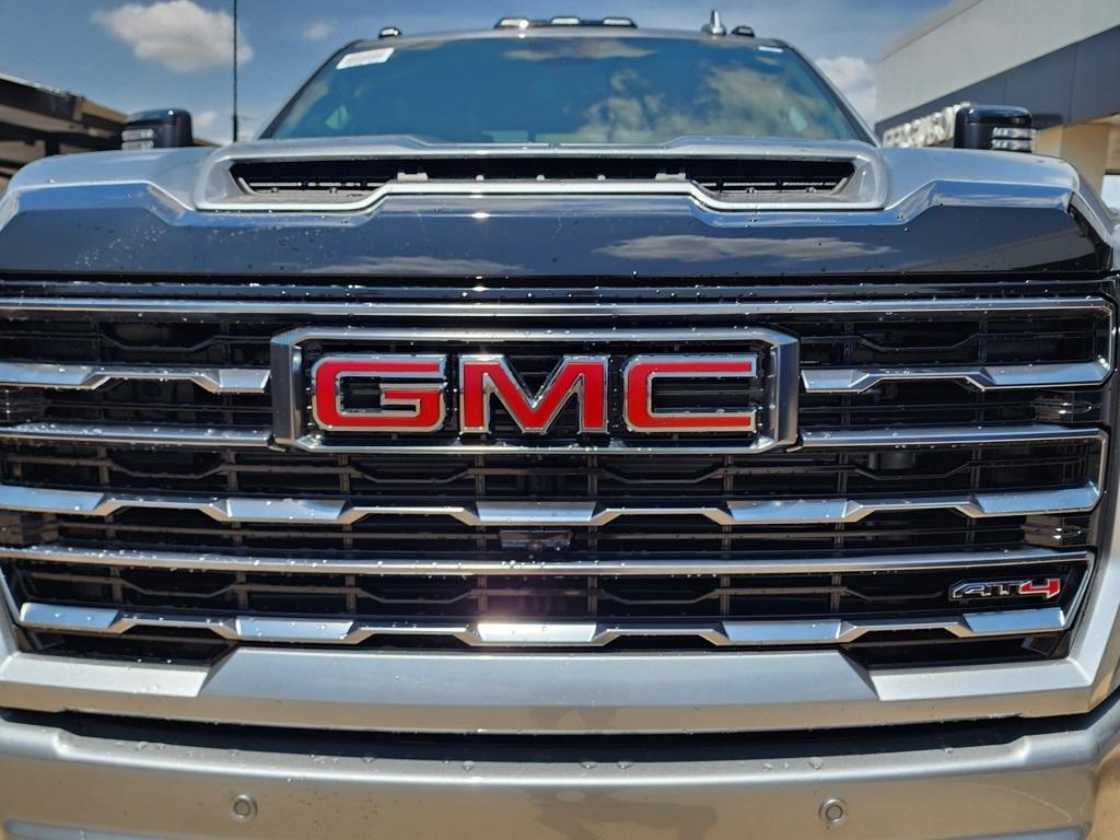 new 2025 GMC Sierra 2500 car, priced at $73,825
