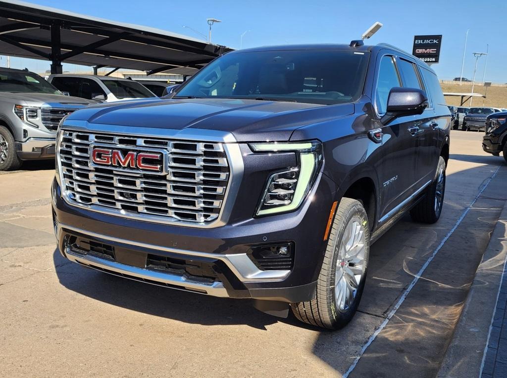 new 2025 GMC Yukon XL car, priced at $85,660