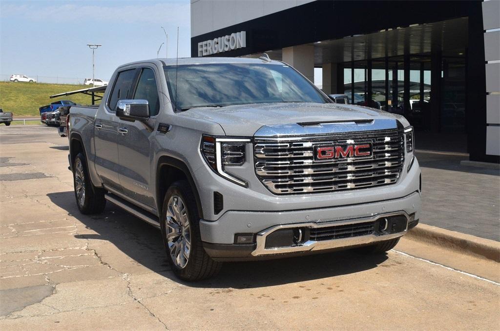 new 2025 GMC Sierra 1500 car, priced at $70,405