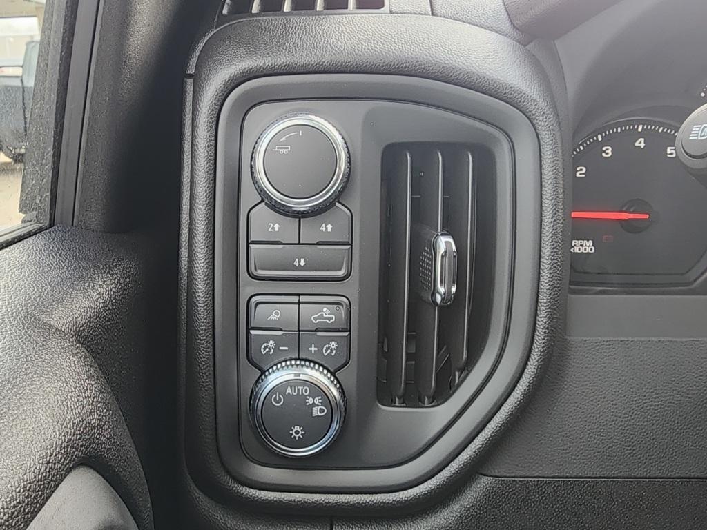 new 2025 GMC Sierra 2500 car, priced at $54,525