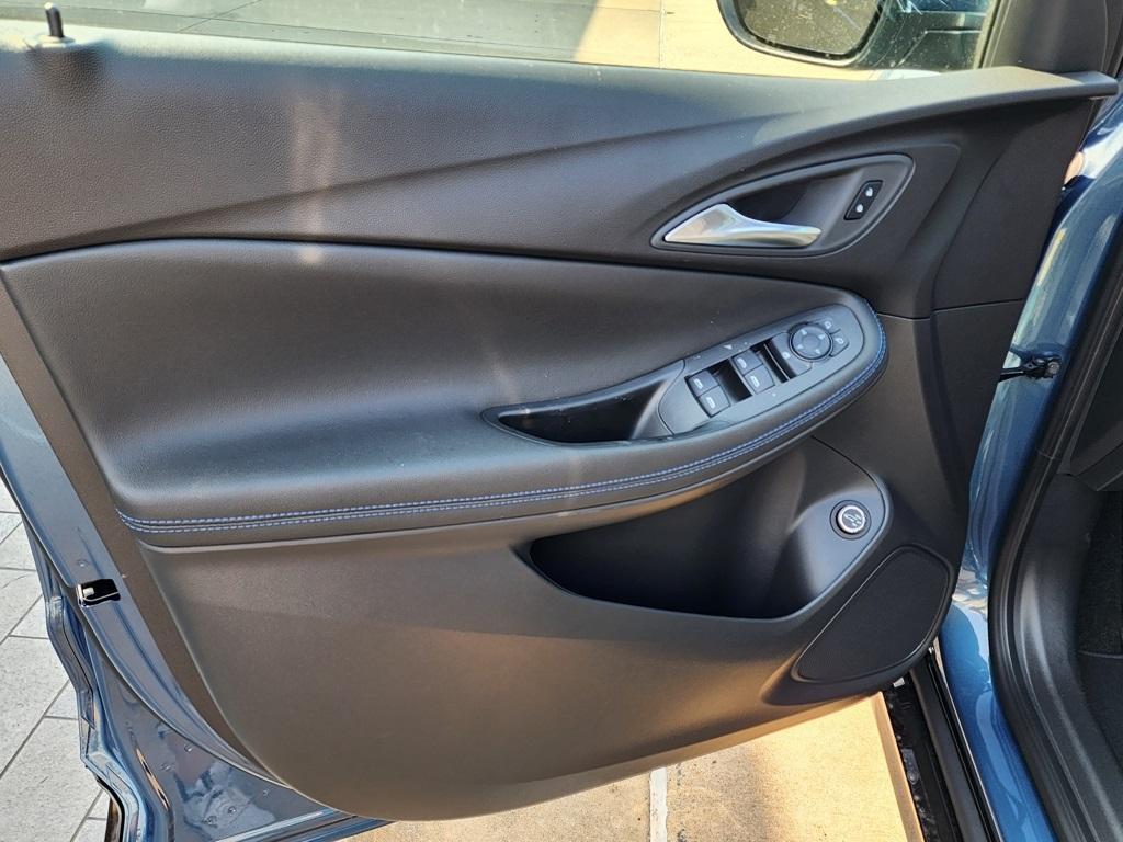 new 2026 Buick Encore GX car, priced at $27,970